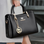 Kangaroo Kingdom: Questão de Classe